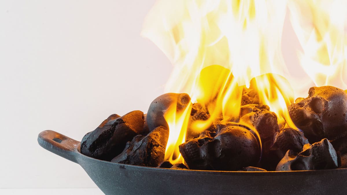 Formkohlen_7_Feuerschale_brennend