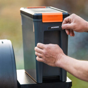 StayDRY Pelletbehälter von Traeger